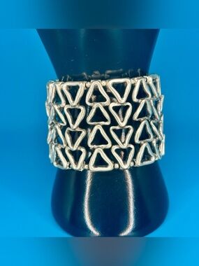 Sterling-Style Silver Triangle Link Stretch Bracelet